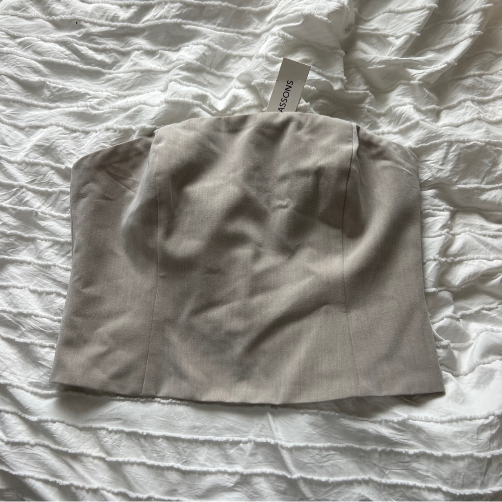 Glassons tube top 
Size 8 US